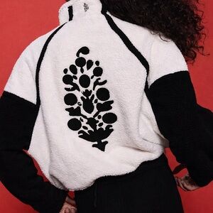 Free People Movement Mountain High Logo Half Zip Fleece Jacket |